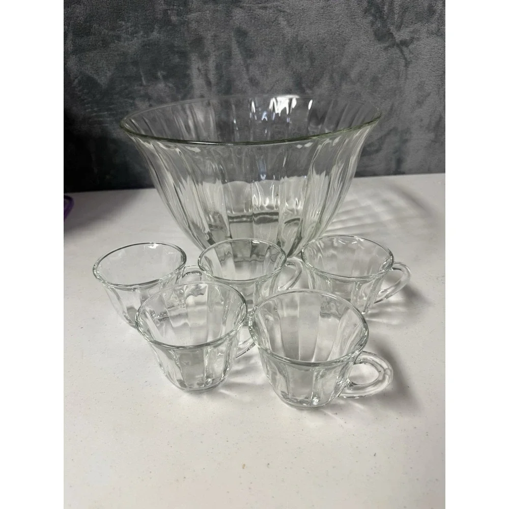 Vintage Elegance Fluted Glass Punch Bowl Set In Box - Missing Ladle & 1 Cup